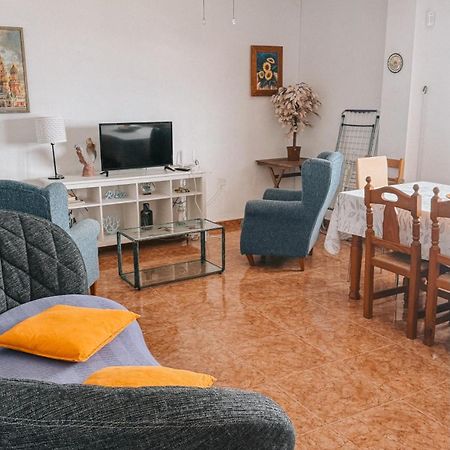 Apartamento En Primera Linea De Mar. Murcia Luaran gambar