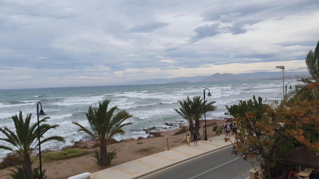 Apartamento En Primera Linea De Mar. Murcia Luaran gambar