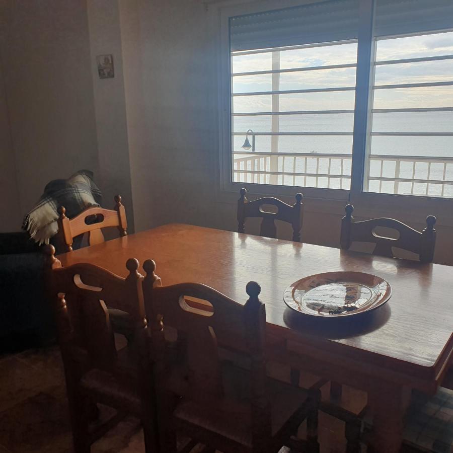 Apartamento En Primera Linea De Mar. Murcia Luaran gambar