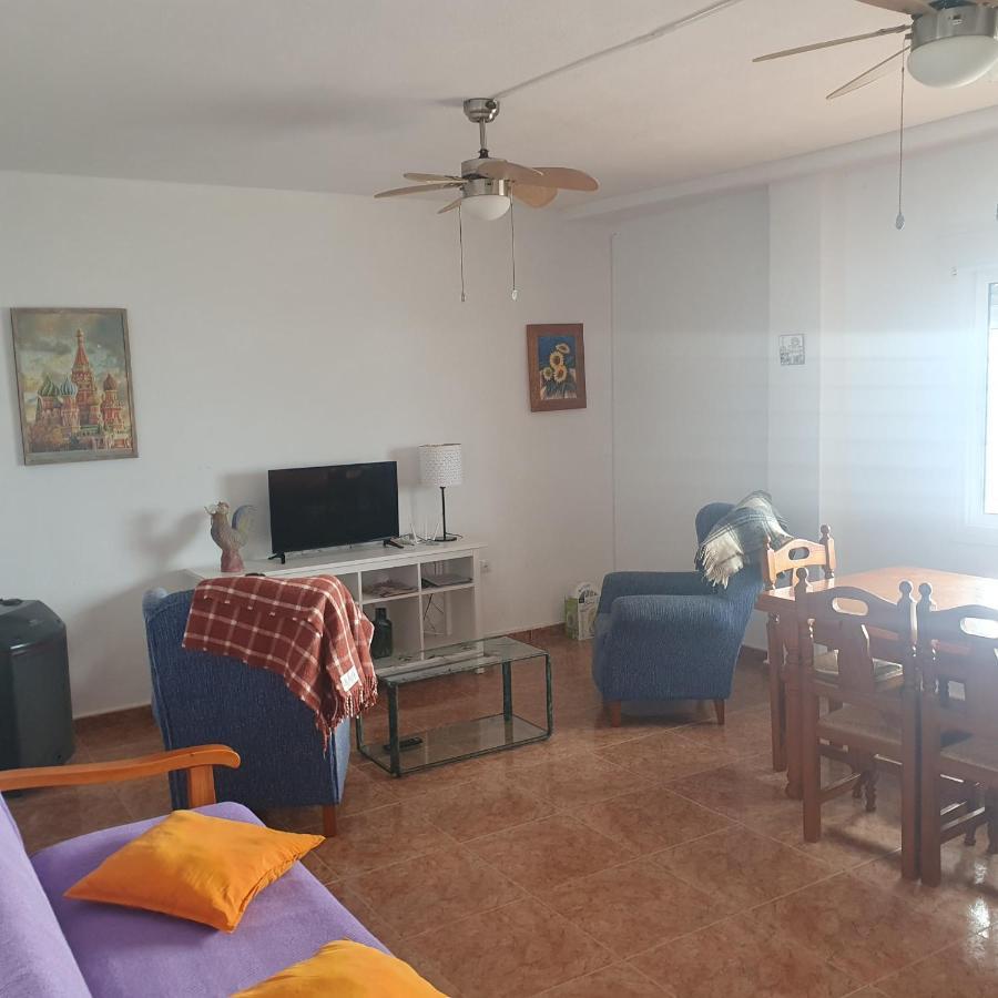Apartamento En Primera Linea De Mar. Murcia Luaran gambar